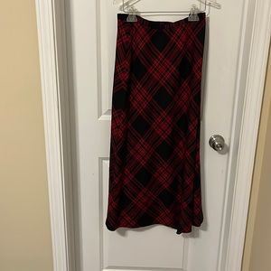 Feminine long skirt by Charter Club